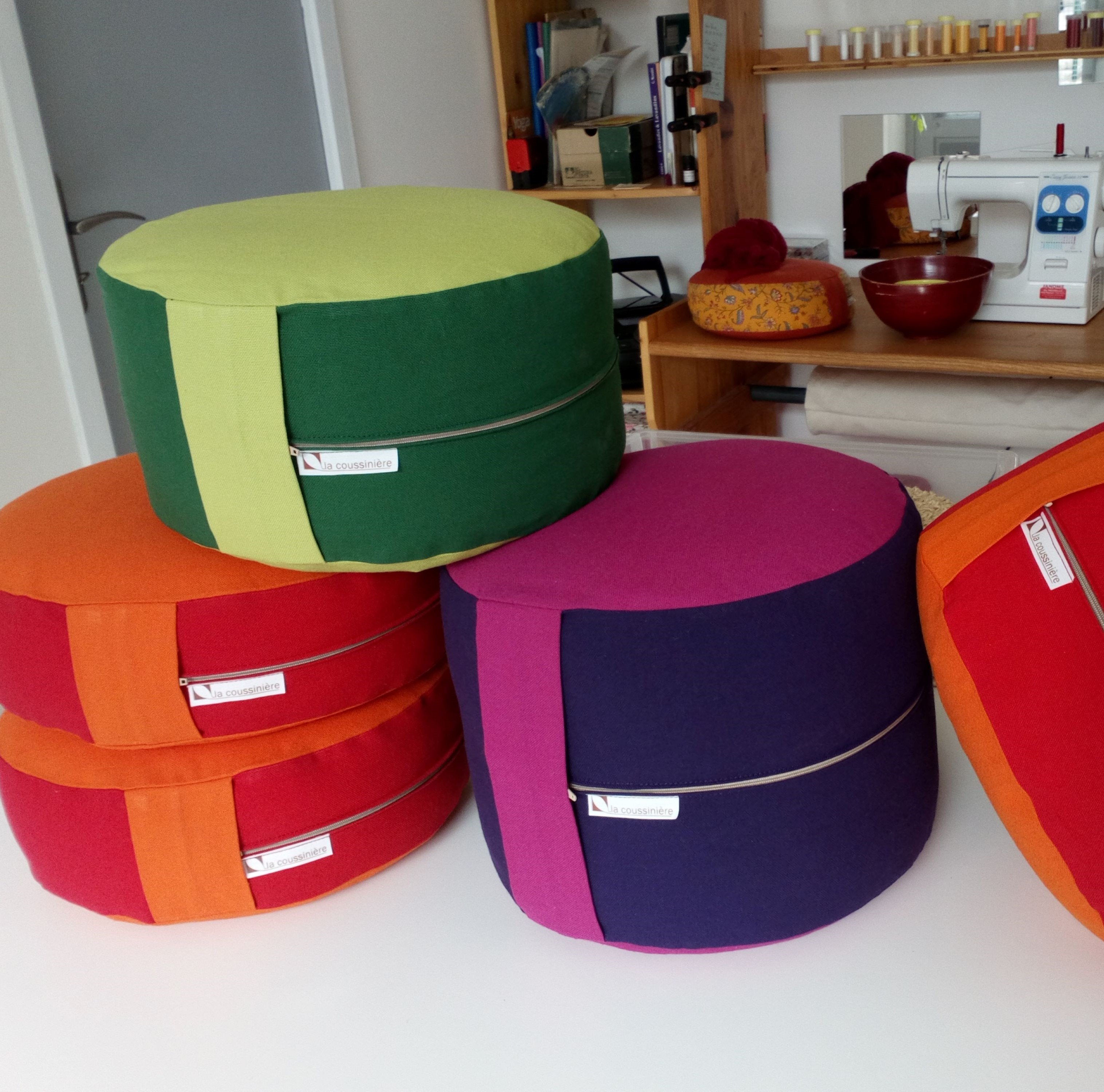 Zafu bio en petit &eacute;peautre avec housse : coussin de yoga, m&eacute;ditation ou d&eacute;coration &eacute;co-responsable